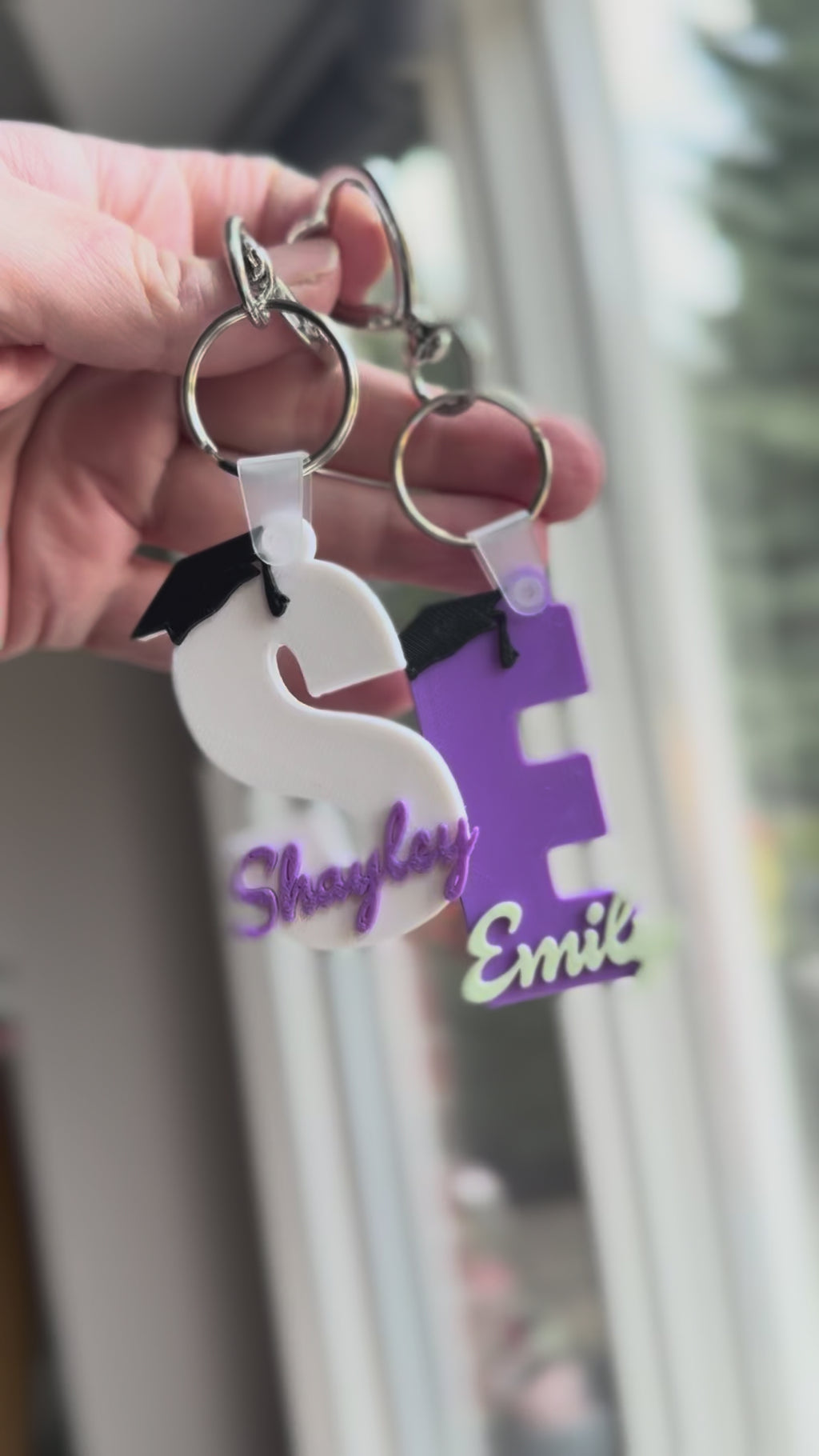 Personalized 3D Printed Graduation Keychain – Custom Initial, Name & Hat - Class of 2025/2026 Gift
